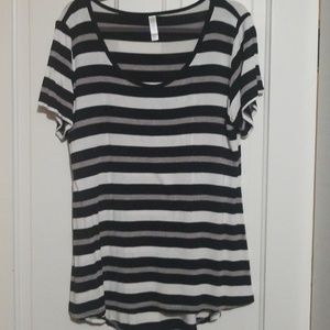 Lularoe Classic Shirt